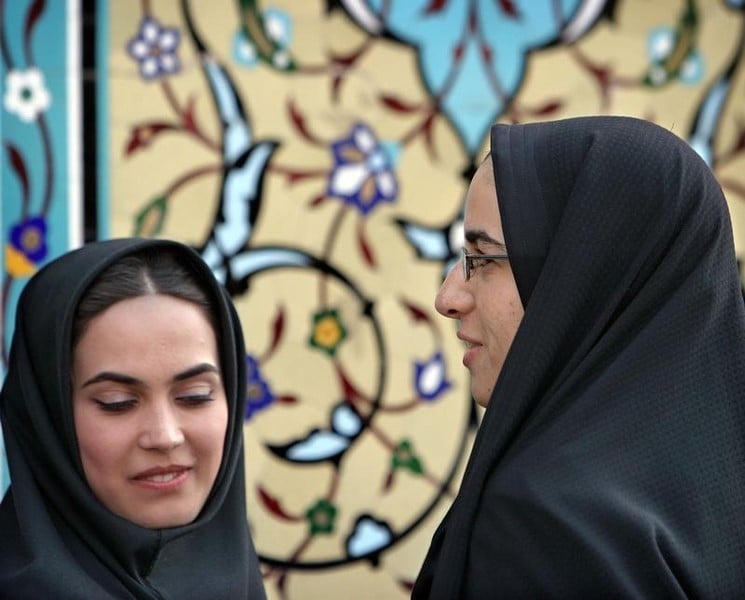 Attaques à l'acide en Iran contre des femmes