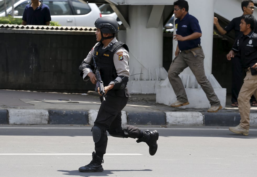 Explosions dans le centre de djakarta