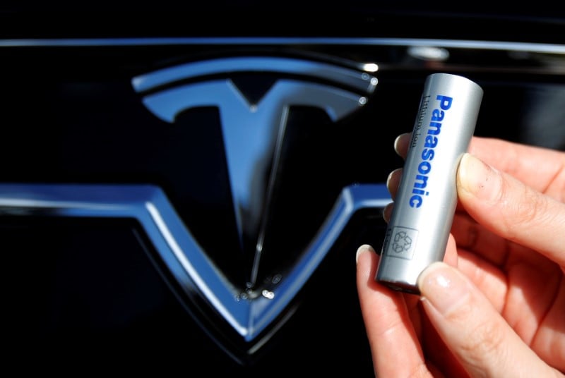 Panasonic veut un partenariat avec tesla au-dela des batteries