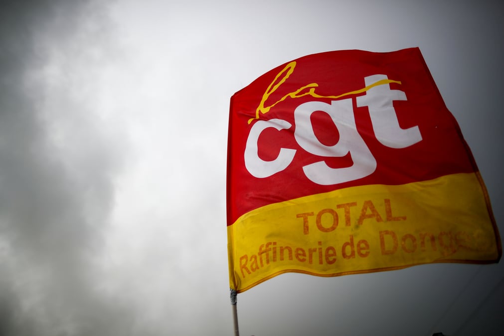 France: une greve perturbe le fonctionnement des raffineries de total
