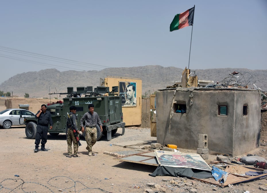 Afghanistan: l'inde rapatrie des officiels face a l'avancee des talibans