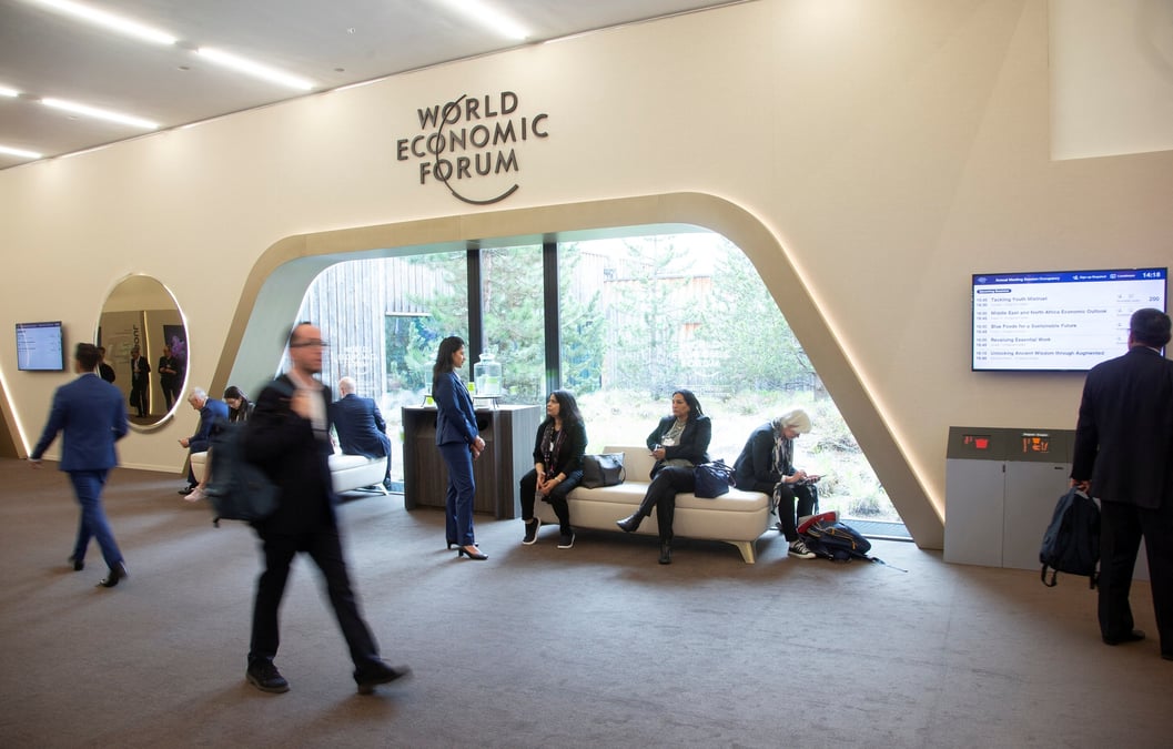 L'inquietude pour l'economie domine au sommet de davos