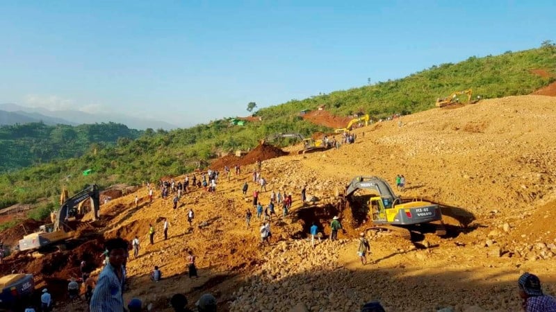 Glissement de terrain meurtrier dans une mine en birmanie