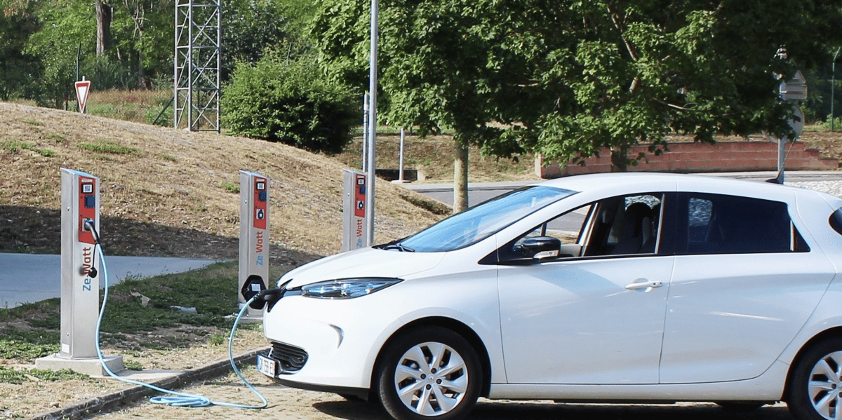 Ze-Watt dispose d'un réseau de 1 500 points de recharge
