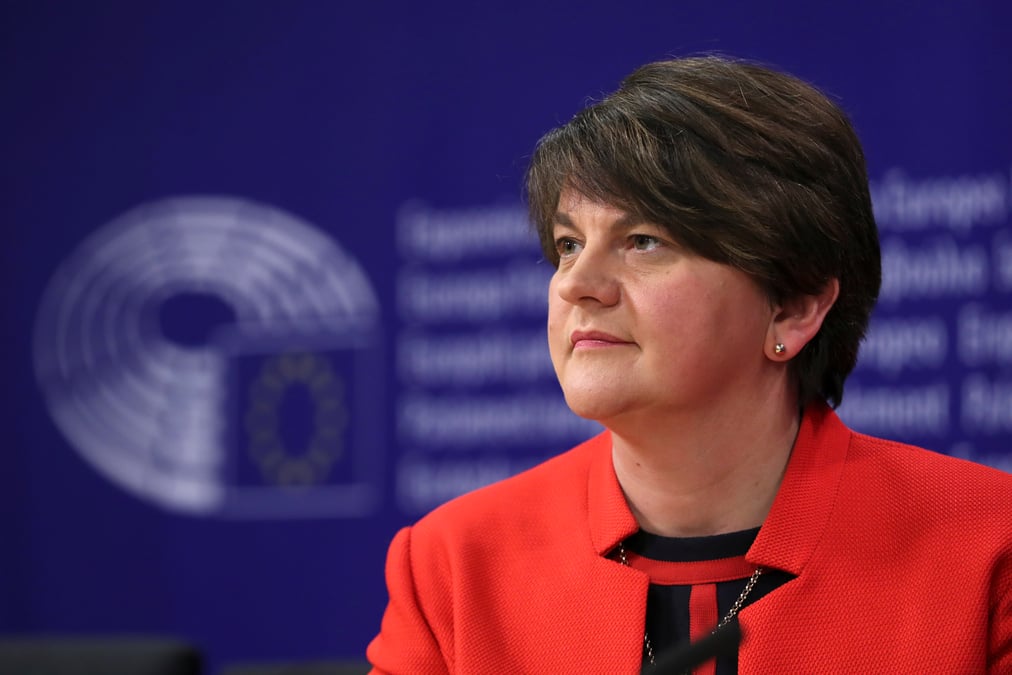 Foster (dup): une "barriere" entre l'irlande du nord et la grande-bretagne serait une "folie"