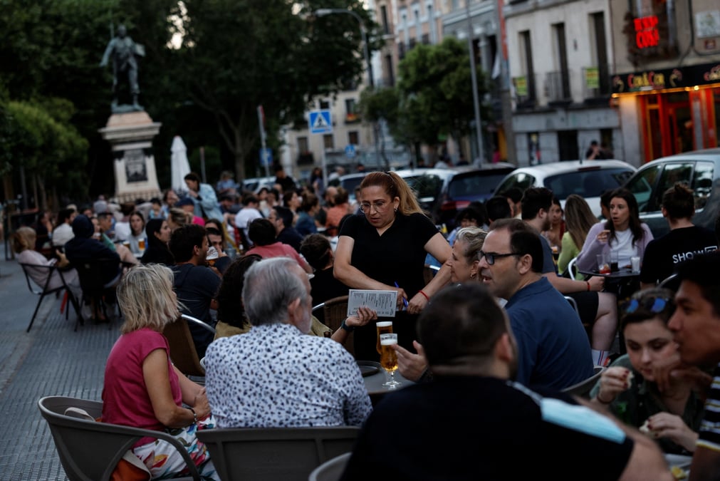 L'espagne a recu 7,5 millions de visiteurs en juin, se rapproche des niveaux pre-pandemie