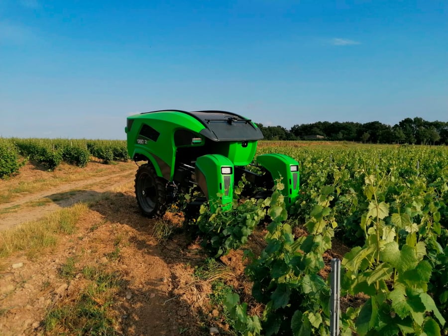 Près de Nantes (Loire-Atlantique), la société industrielle Trektor recherche trois millions d’euros pour développer son tracteur autonome.