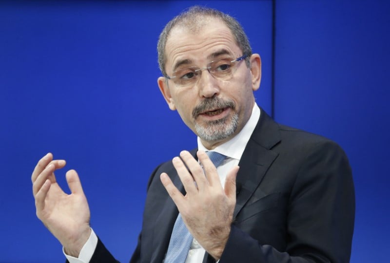 Nucleaire iranien: la jordanie craint une course aux armements