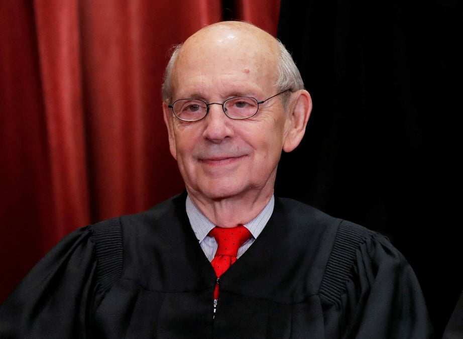 Etats-unis: le progressiste breyer va laisser sa place a la cour supreme