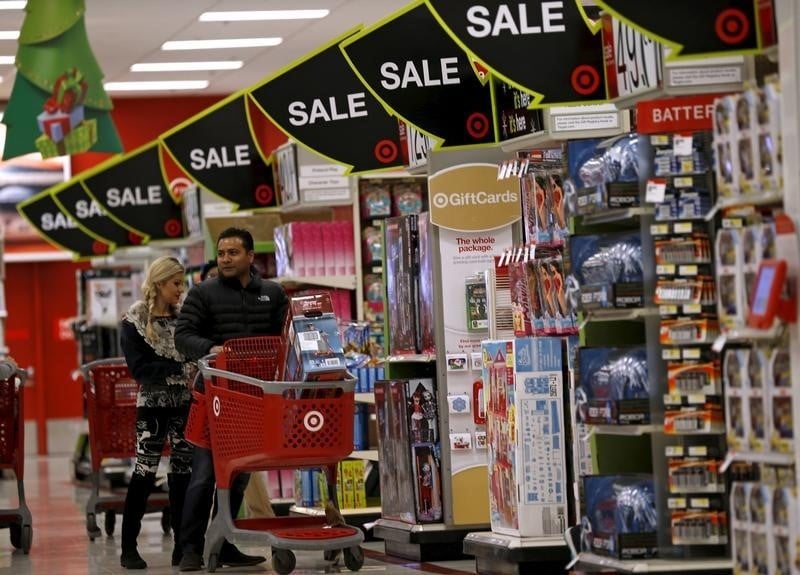 Les depenses de consommation stagnent aux etats-unis et l'epargne augmente