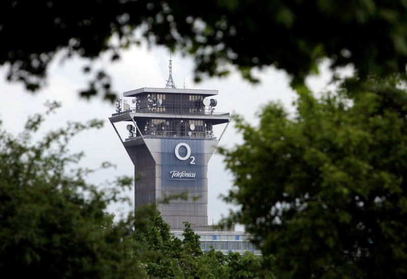 Bruxelles bloque l'offre d'hutchison sur o2
