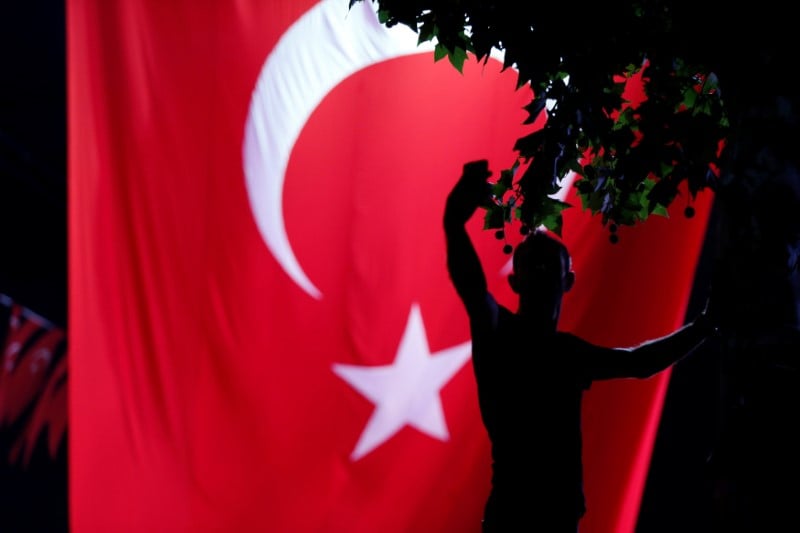 Un general sur quatre inculpe en turquie