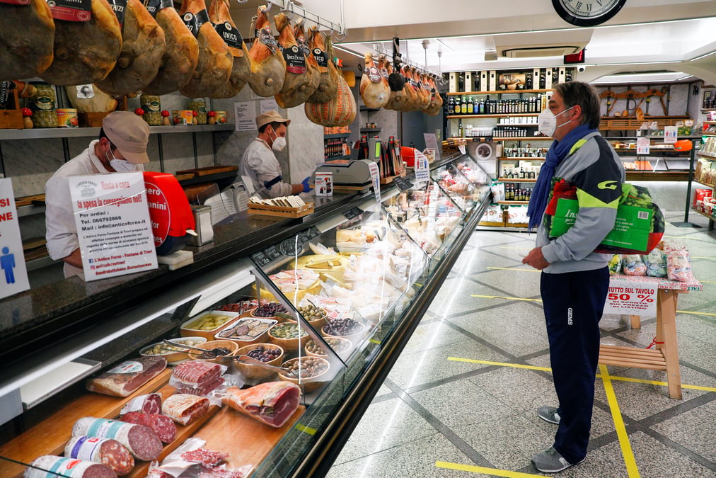 Le bilan quotidien du coronavirus repart a la hausse en italie