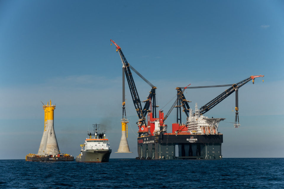 Eolien navires installateurs