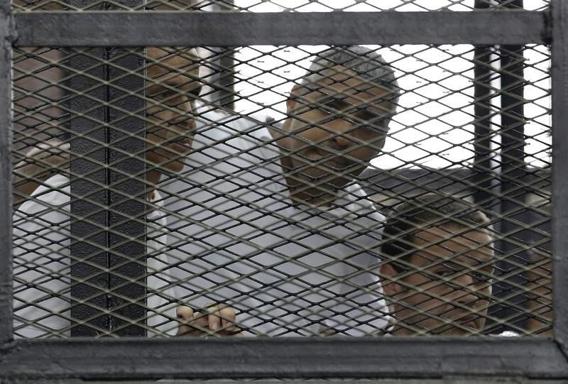 Deux journalistes d'al djazira veulent etre expulses d'egypte