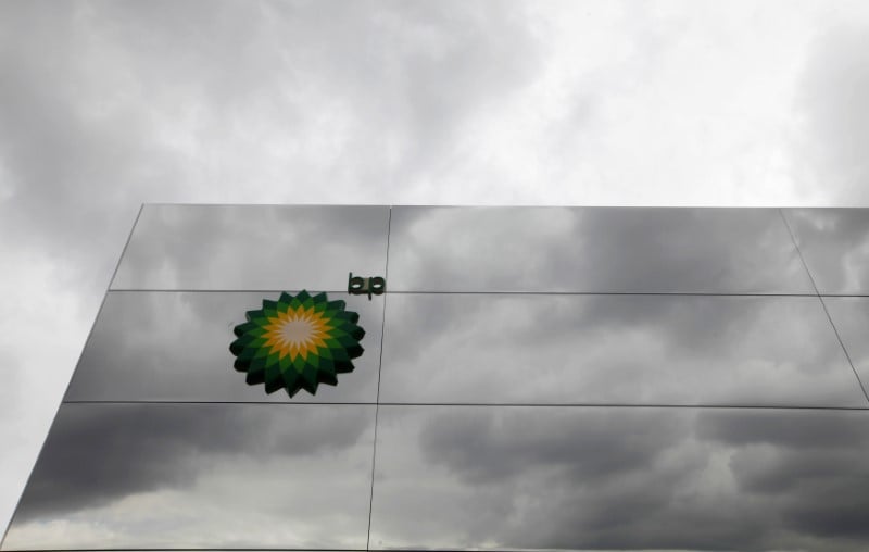 Bp bat le consensus au 3e trimestre et reduit ses investissement