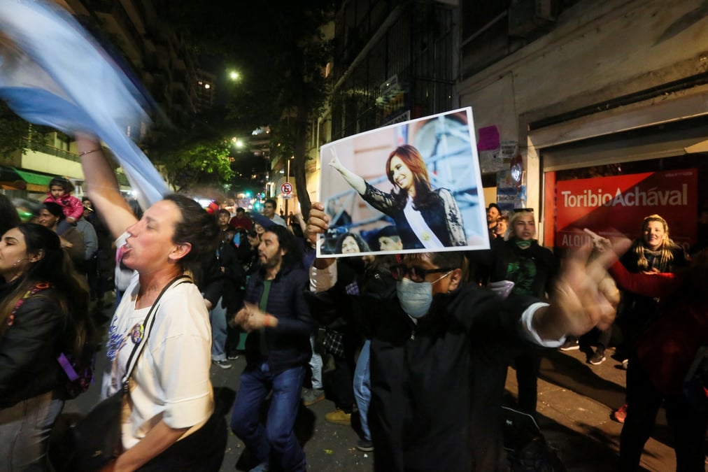 Failed assassination attempt against vice president cristina fernandez in buenos aires