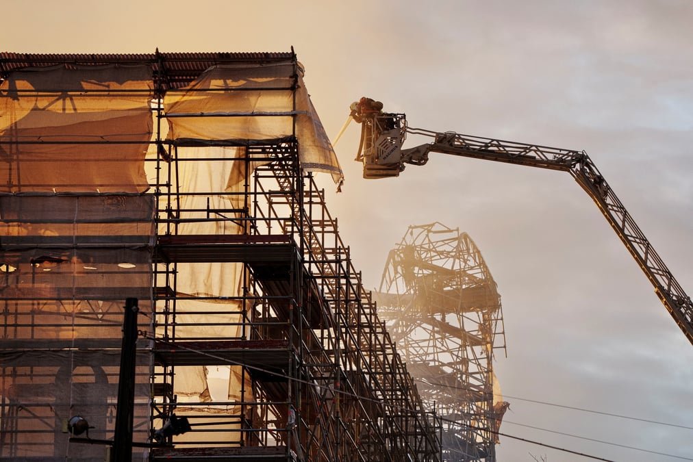 L'ancienne bourse de copenhague, detruite par un incendie