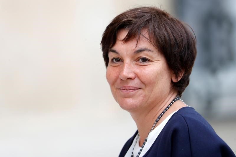Girardin veut sanctionner les enseignants ayant quitte saint-martin