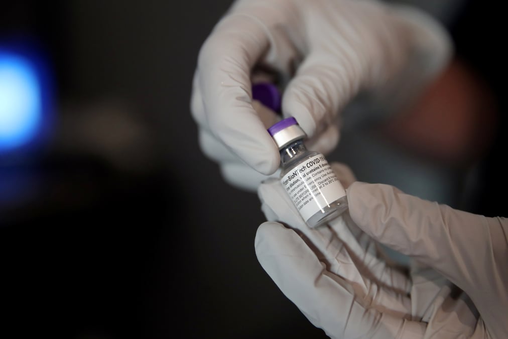 Coronavirus: la suisse autorise l'utilisation du vaccin de pfizer-biontech