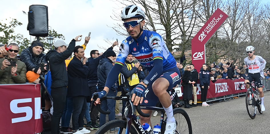 Julian Alaphilippe hier en Italie.