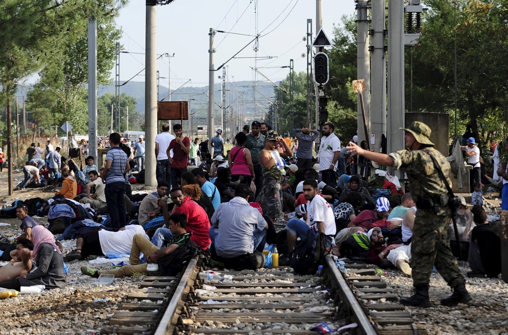 Tirs de gaz lacrymogene contre des migrants en macedoine