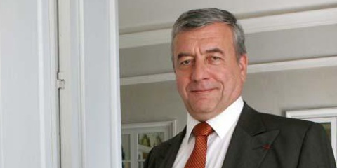 André Yché