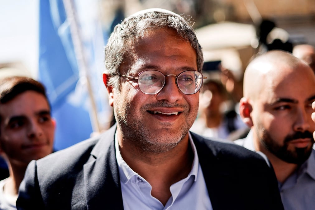 L'homme politique israelien itamar ben-gvir visite le marche mahane yehuda a jerusalem