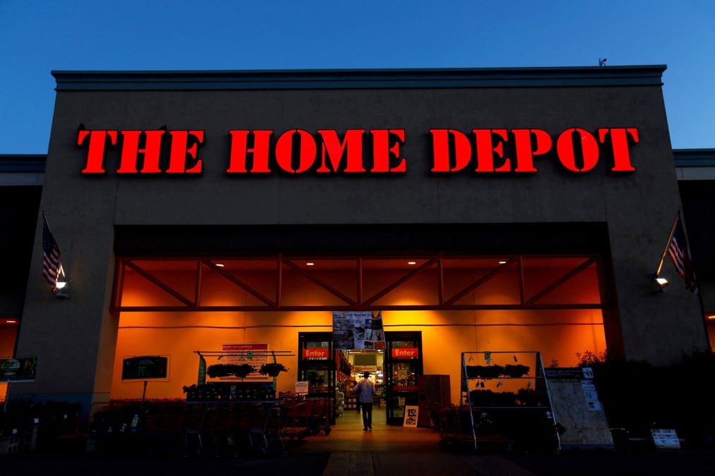 Le logo d'home depot a encinitas, en californie