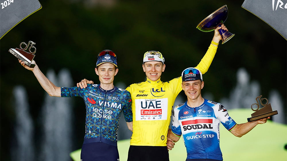 Tadej Pogacar, Jonas Vingegaard et Remco Evenepoel, sur le podium de la 21ème étape du Tour de France 2024.