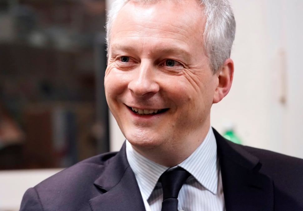 Paris peut devenir le premier centre financier d'europe, dit le maire
