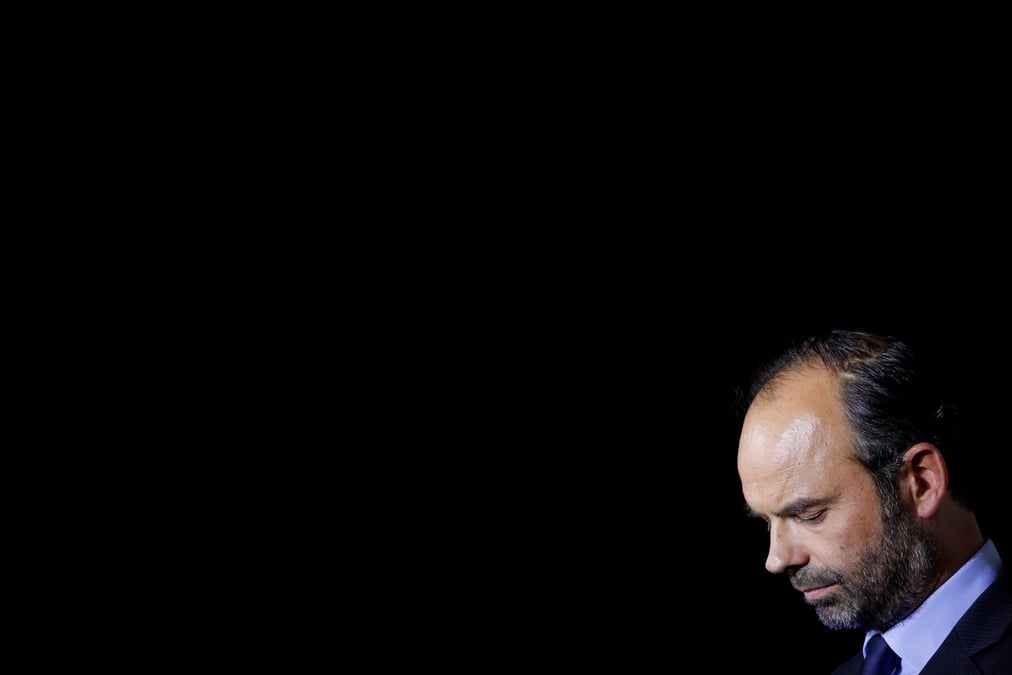 France: philippe "assume" a l'oree d'une semaine sociale chargee