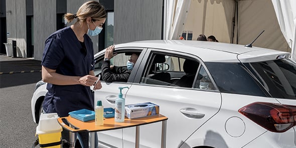 Le vaccidrive créé à la Clinique Saint-Jean de Montpellier, le 13 avril 2021