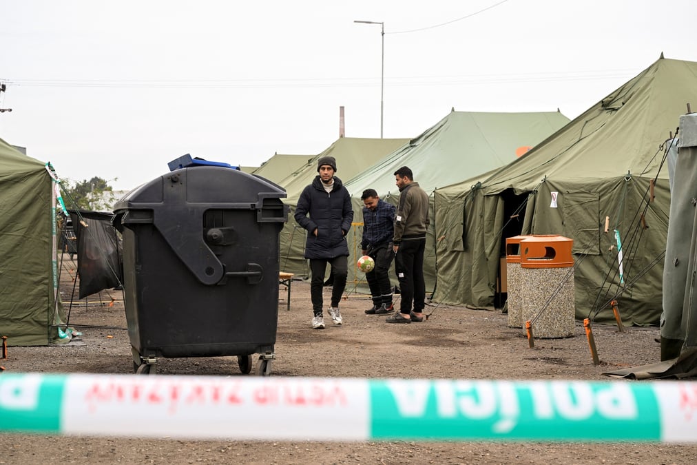 Camp pour migrants a kuty, en slovaquie