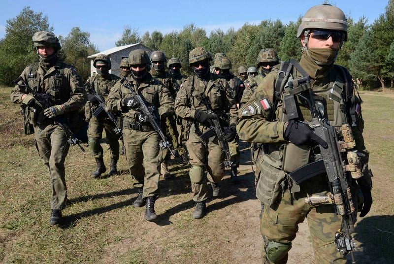 Lancement de l'unité militaire conjointe entre Kiev et Varsovie