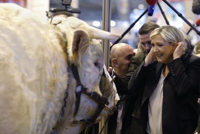 Le pen propose de "franciser les aides" agricoles