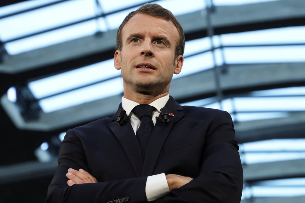 Pas de remaniement avant le retour de macron en fin de semaine