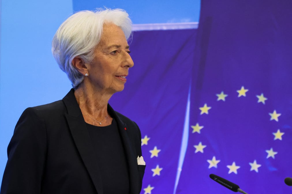 La bce relevera ses taux tant que l'inflation sera au-dessus de 2%, dit lagarde