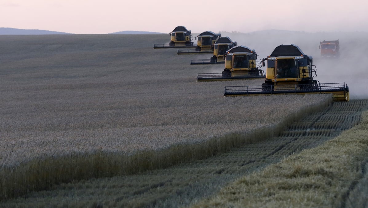 La russie suspend ses exportations automobiles et agricoles jusqu'a fin 2022