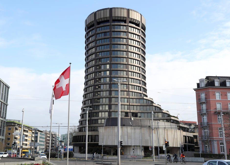 Le siege de la banque des reglements internationaux (bri) a bale