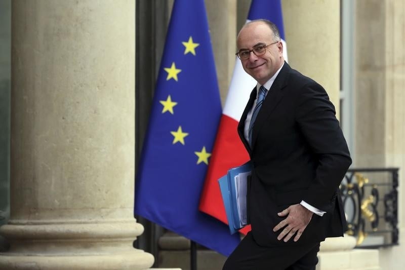 Bernard Cazeneuve, le soldat de Bercy promu à l'Intérieur