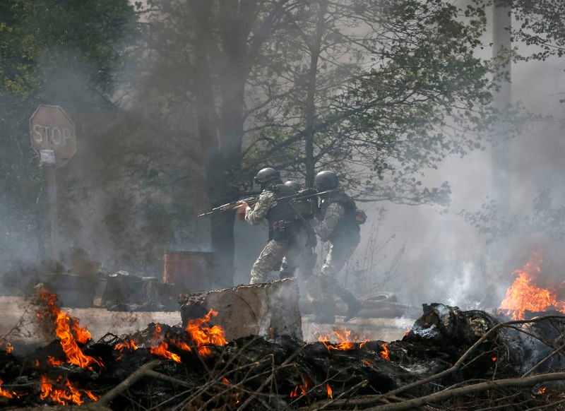 Jusqu'à cinq séparatistes tués à Slaviansk, selon Kiev