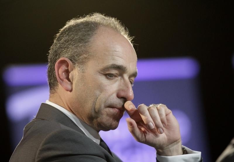 Copé et la direction de l'UMP démissionneront le 15 juin