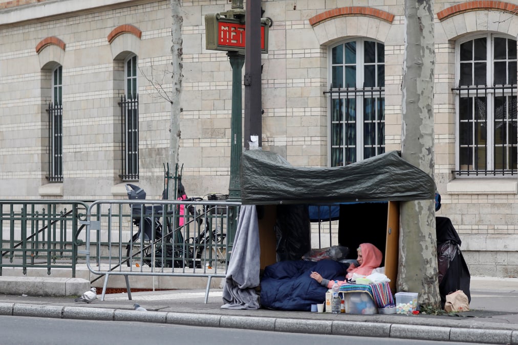Plus de 3.600 personnes sans-domicile fixe recensees a paris