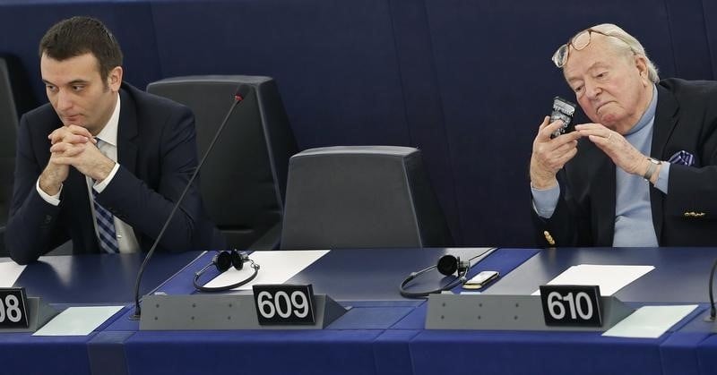 Jean-marie le pen durcit ses attaques contre florian philippot