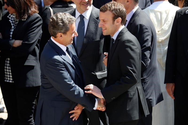 Nicolas sarkozy annonce qu'il votera emmanuel macron