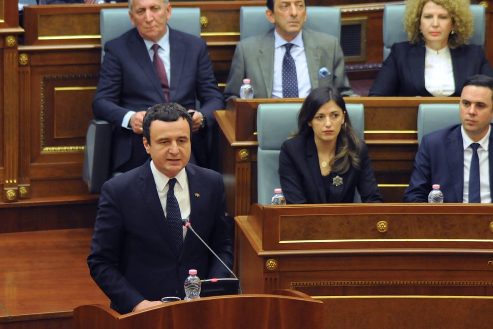 Kosovo: le gouvernement renverse par une motion de censure