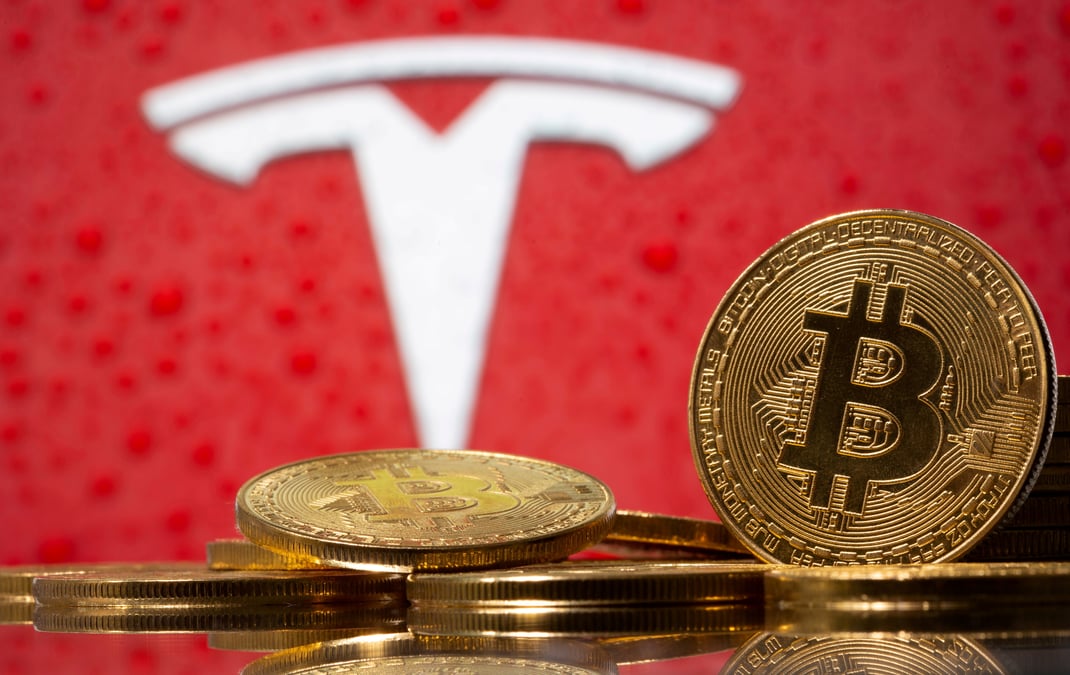 Tesla devrait "vraisemblablement" accepter a nouveau les paiements en bitcoins