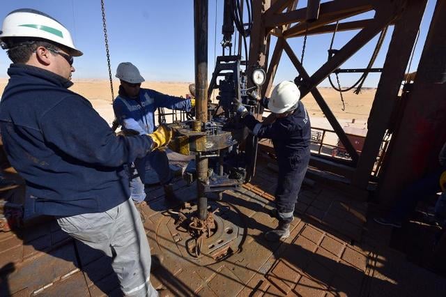 algérie hydrocarbures travailleurs forage site