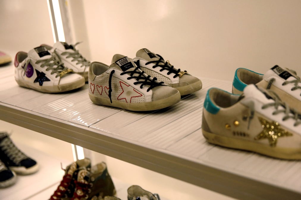 Des sneakers Golden Goose.